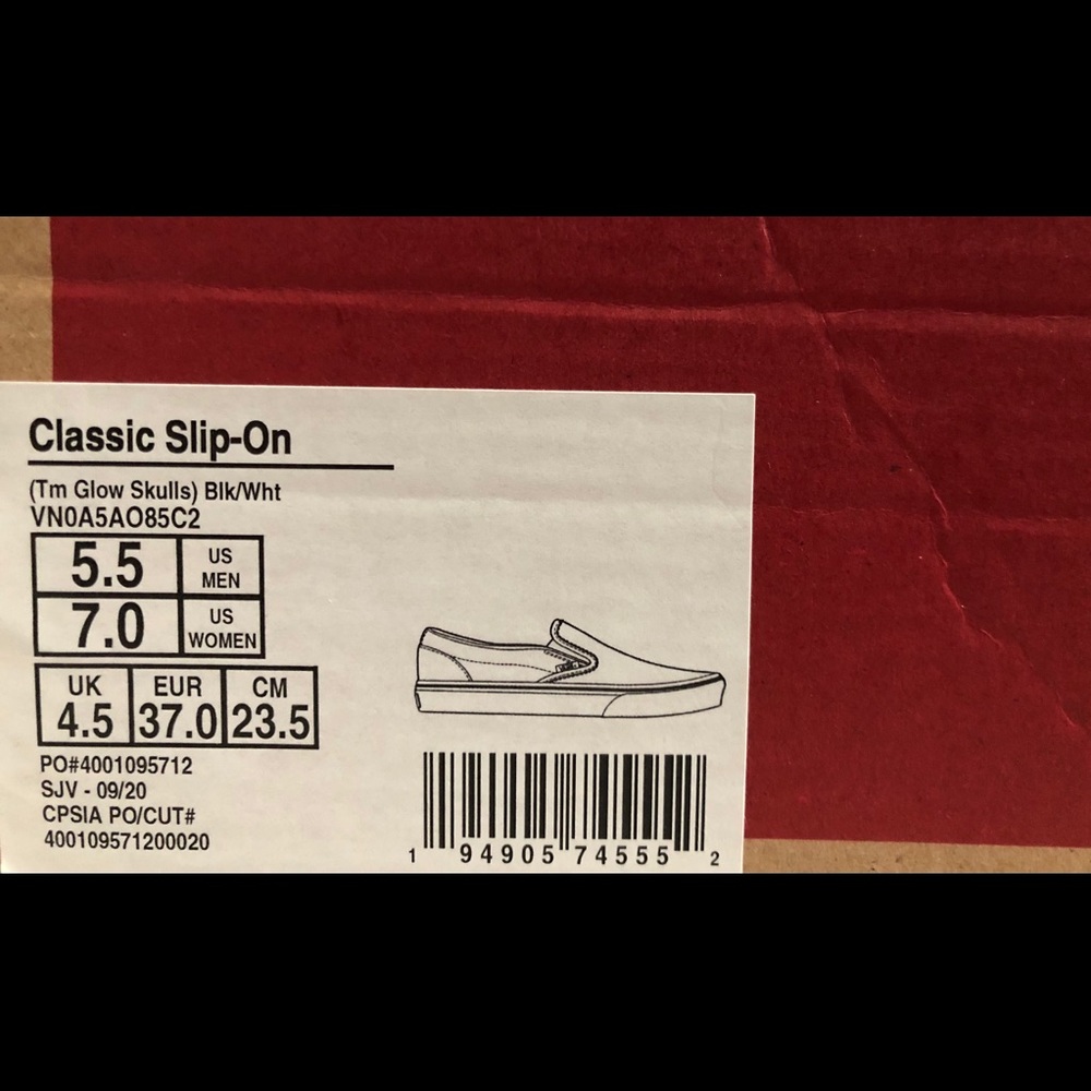 Vans Classic Slip-On (Tm Glow Skulls) “Black/White” - Picture 7 of 11